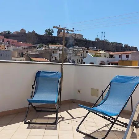 Monolocale Nacatuli, In Centro Storico, Con Terrazza E Balconi * ליפארי